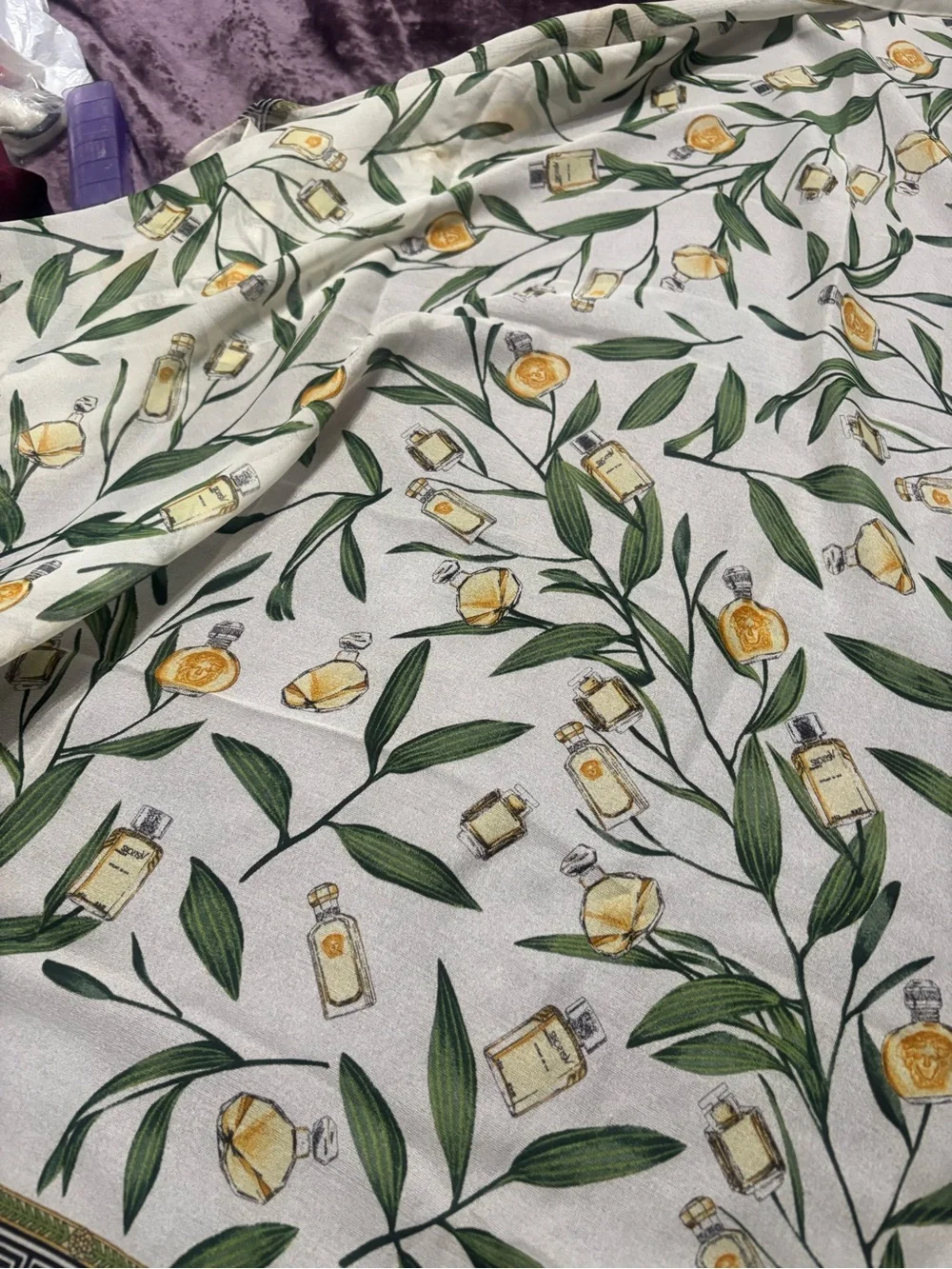 Versace botanical Perfume Bottle Print in Green and Gold. Size 32x32